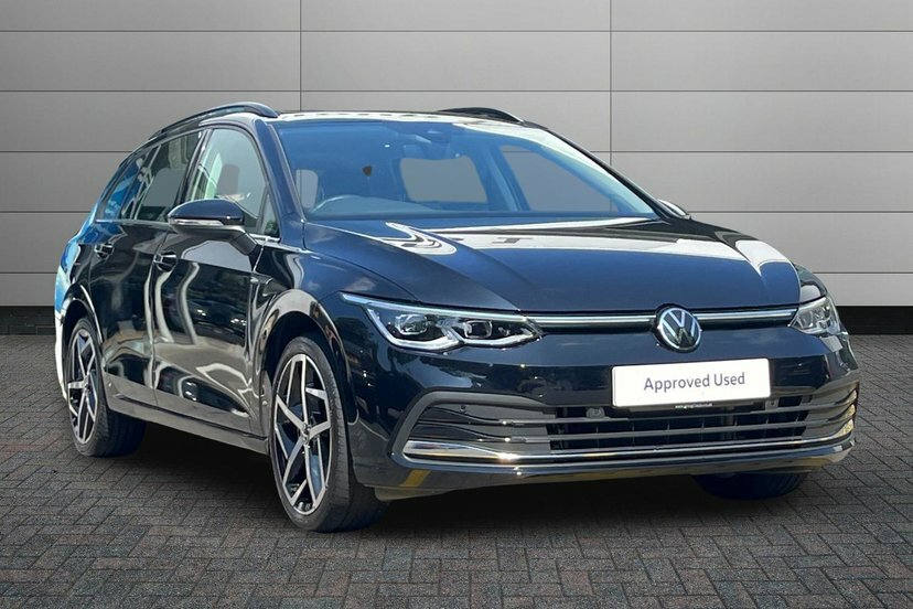 Volkswagen Golf 1.5 Etsi Mhev Style Estate Hybrid Dsg Black