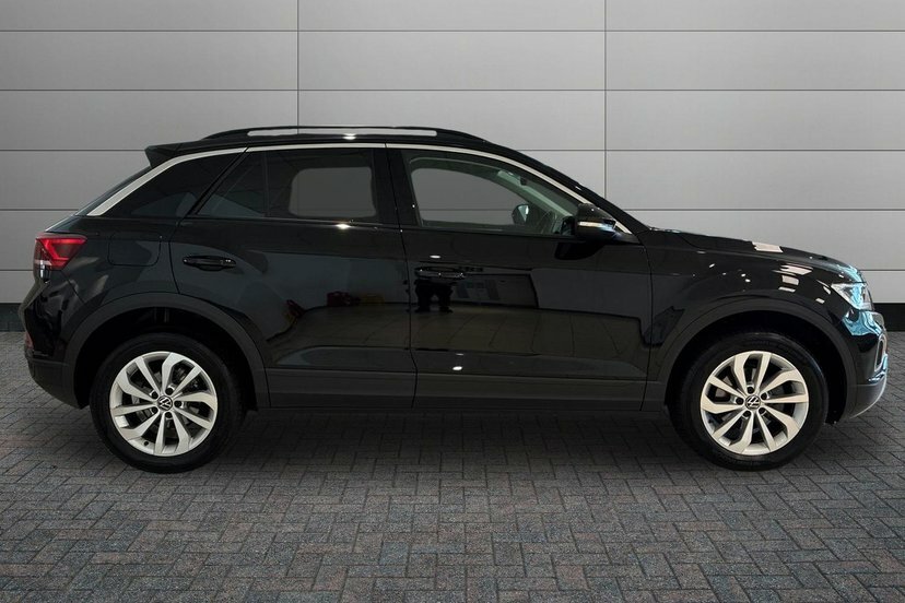 Volkswagen T-Roc 1.5 Tsi Match Suv Dsg 150 Ps GF75YTO Black #4