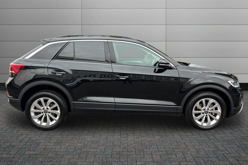 Volkswagen T-Roc 1.5 Tsi Match Suv Dsg 150 Ps GF75CLN Black #4