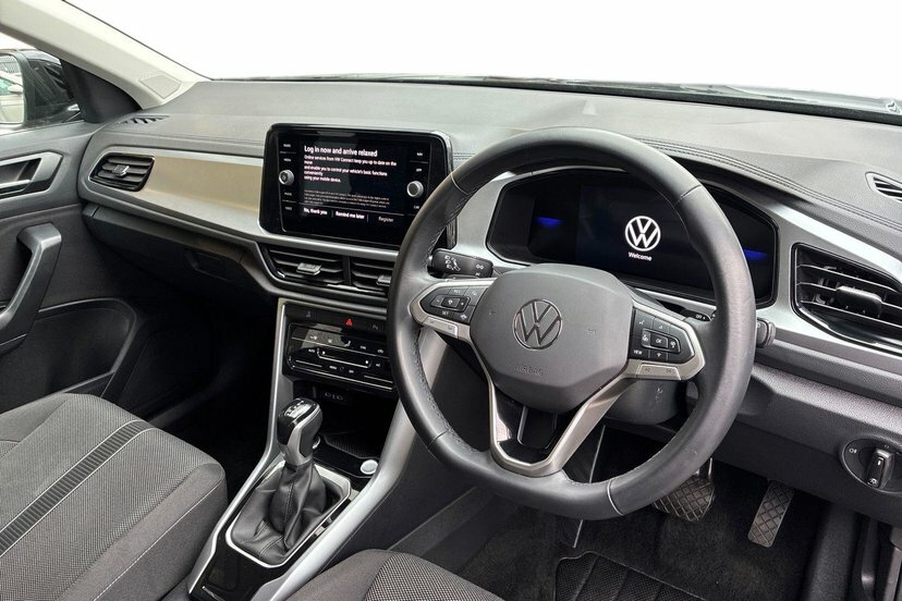 Volkswagen T-Roc 1.5 Tsi Match Suv Dsg 150 Ps GF75CLN Black #6
