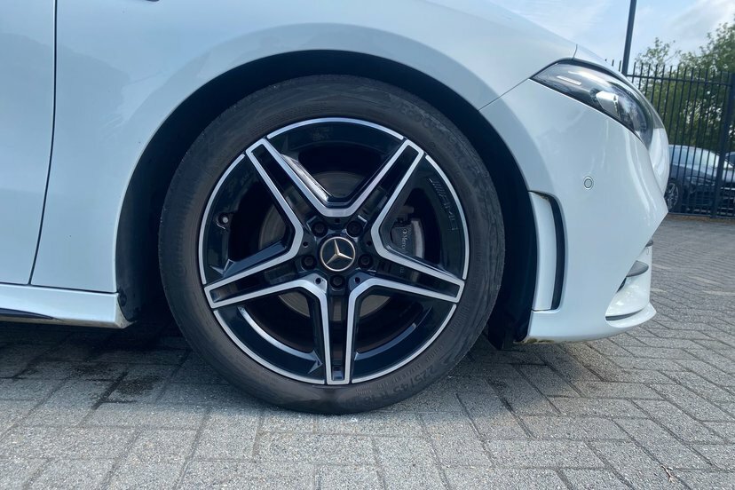 Mercedes-Benz A Class A200 Amg Line Edition Premium Plus WF71HRK White #4
