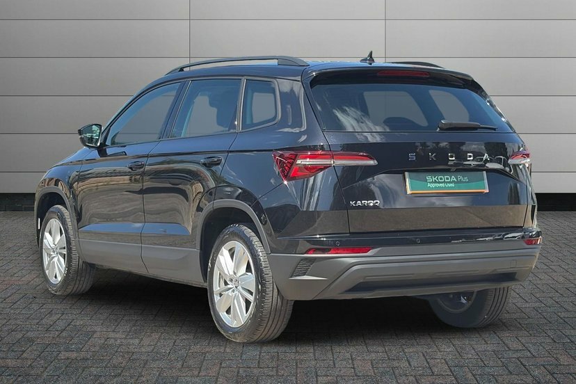Skoda Karoq 1.5 Tsi Act Se Edition Suv Dsg 150 Ps GF25ODP Black #3