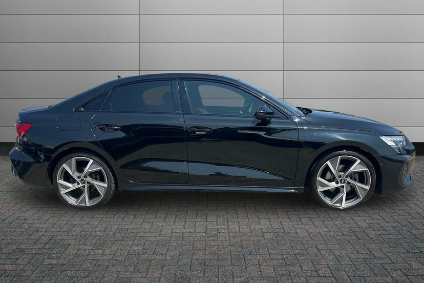 Audi A3 1.5 Tfsi 35 Black Edition Saloon S Tron LX74SXP Black #4