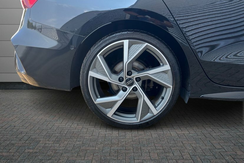 Audi A3 1.5 Tfsi 35 Black Edition Saloon S Tron LX74SXP Black #5