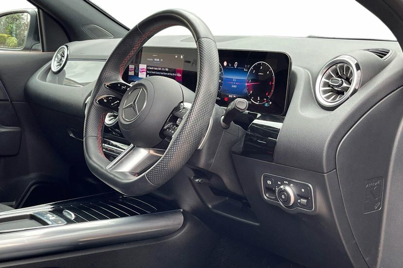 Mercedes-Benz GLA Class Gla220d Amg Line Executive KT73SVJ Black #5