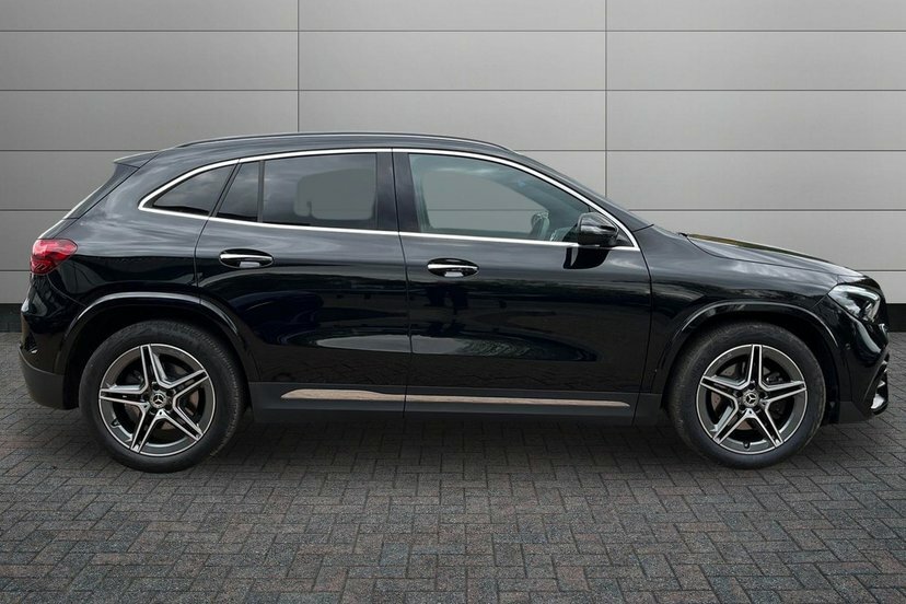 Mercedes-Benz GLA Class Gla220d Amg Line Executive KT73SVJ Black #3