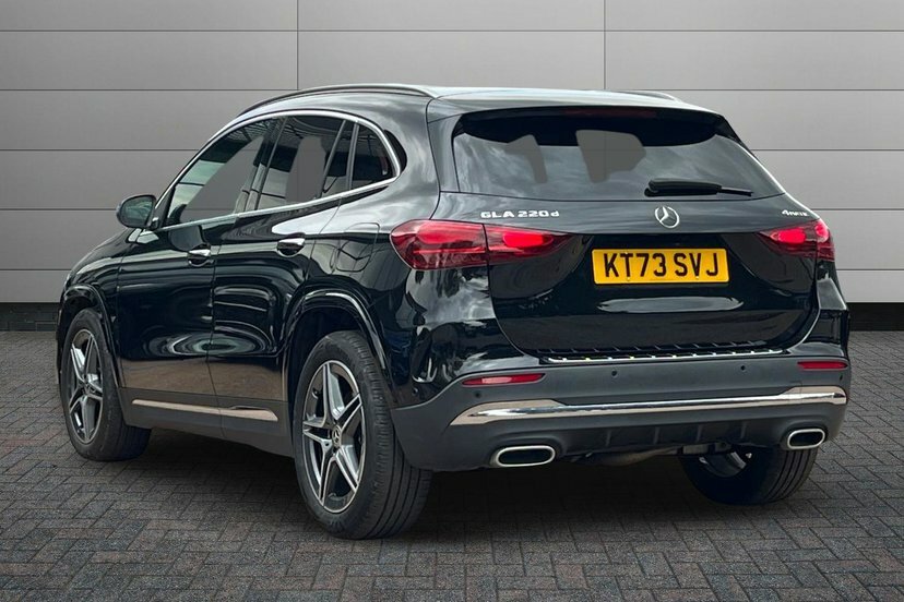 Mercedes-Benz GLA Class Gla220d Amg Line Executive KT73SVJ Black #2