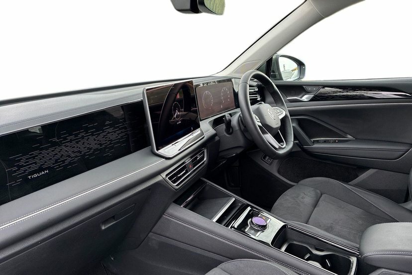 Volkswagen Tiguan 1.5 Tsi Ehybrid 19.7Kwh Elegance Suv Pl DE75RFF Green #2