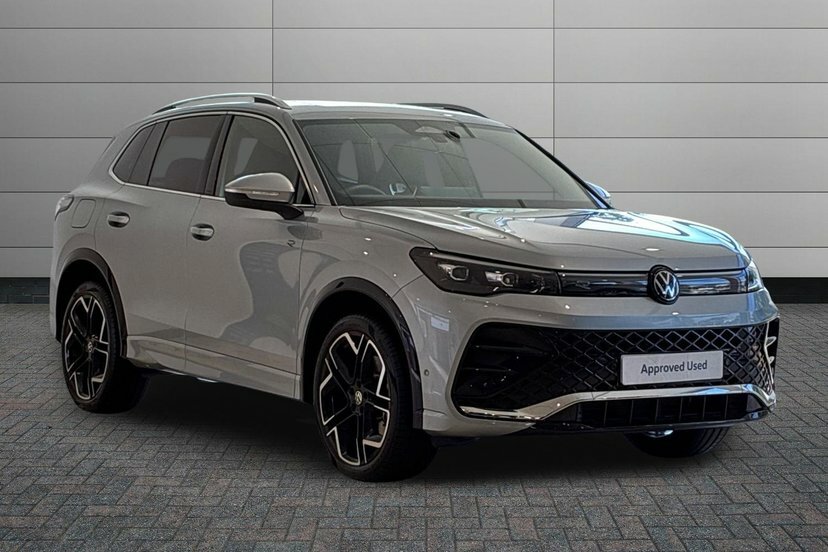 Volkswagen Tiguan 1.5 Tsi Ehybrid 19.7Kwh R-line Suv Plug Silver