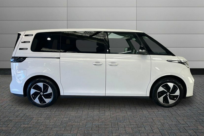 Volkswagen ID.Buzz Pro 77Kwh Life Mpv 204 Ps White #4