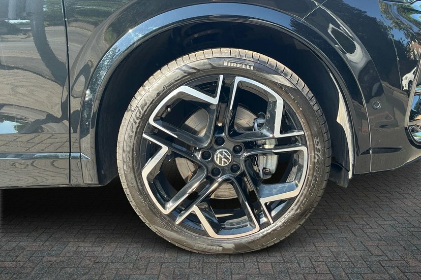 Volkswagen Tiguan 1.5 Tsi Ehybrid 19.7Kwh R-line Suv Plug Black #5