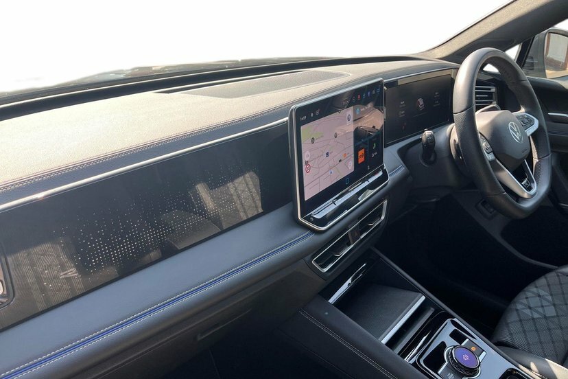 Volkswagen Tiguan 1.5 Tsi Ehybrid 19.7Kwh R-line Suv Plug DE75EJN Grey #2