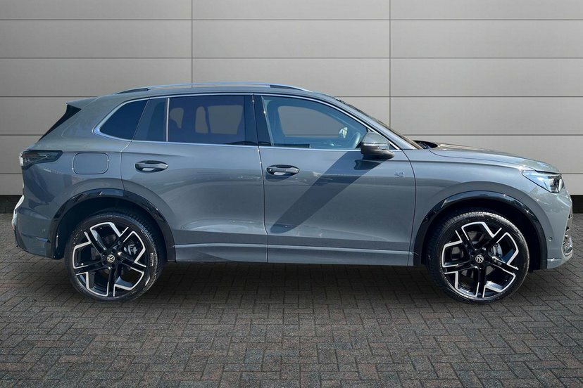 Volkswagen Tiguan 1.5 Tsi Ehybrid 19.7Kwh R-line Suv Plug DE75EJN Grey #4