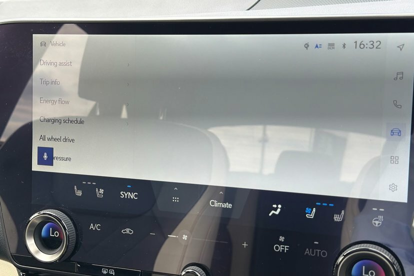 Lexus NX 450H Premium Plus Pack Sunroof Green #14