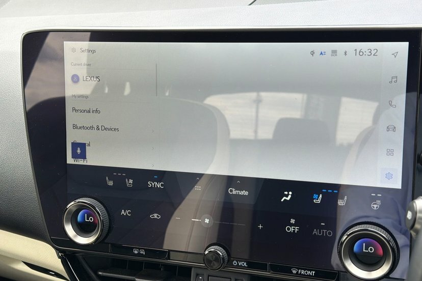 Lexus NX 450H Premium Plus Pack Sunroof Green #16