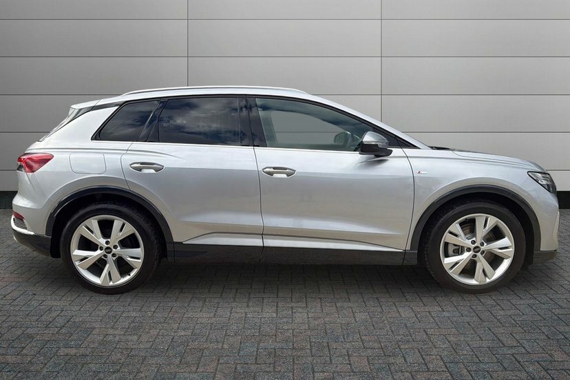 Audi Q4 E Tron 45 S Line Suv 82Kwh 286 Ps  #4