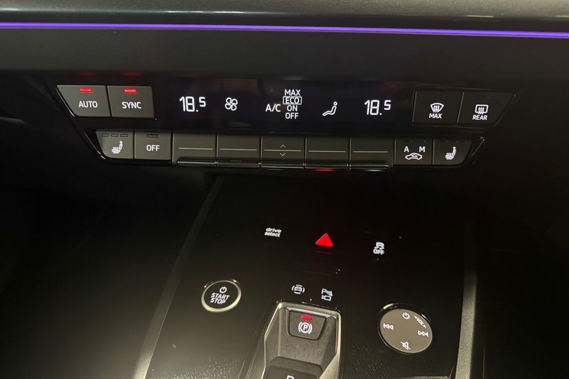 Audi Q4 E Tron 210Kw 45 82Kwh Black Edition Tech Pro 2 Blue #44