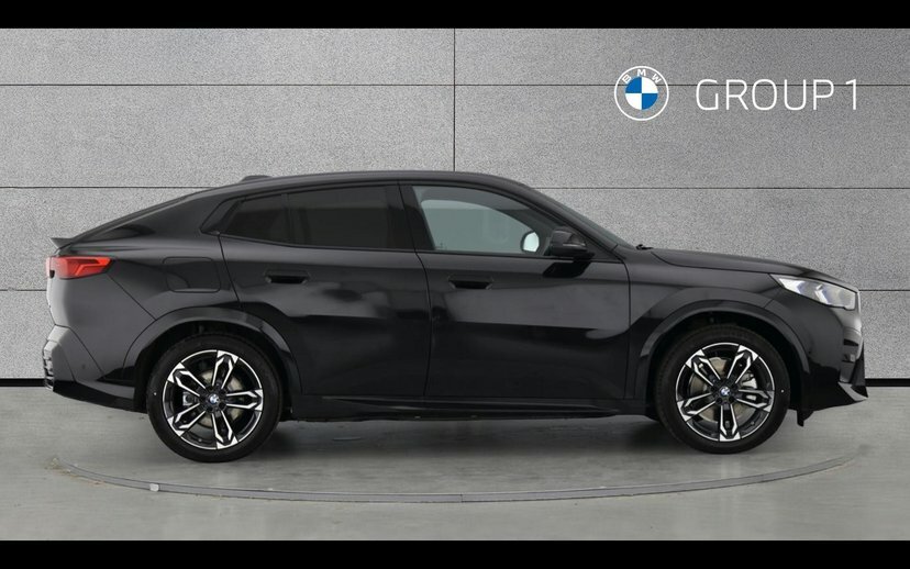 BMW iX2 Ix2 Xdrive30 M Sport Black #3