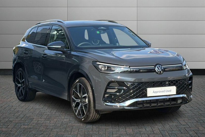 Volkswagen Tiguan 1.5 Tsi Ehybrid 19.7Kwh R-line Suv Plug Grey