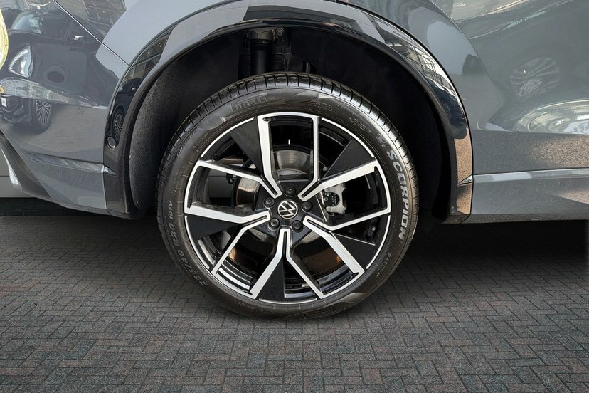 Volkswagen Tiguan 1.5 Tsi Ehybrid 19.7Kwh R-line Suv Plug EF26VCV Grey #5