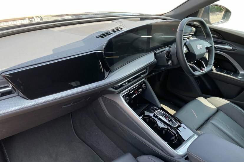 Audi Q5 2.0 Tdi S Line Suv S Tronic Quattro 20 EK75LFS Grey #2