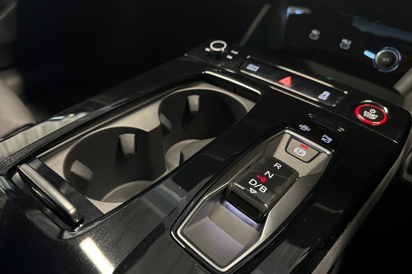 Audi A6 E-tron Avant 270Kw Performance 100Kwh S Line Sv Black #37