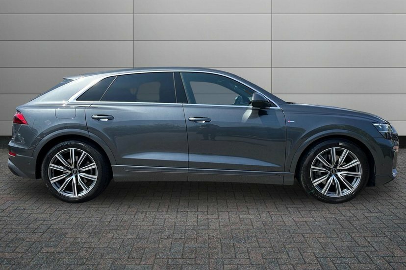 Audi Q8 3.0 Tfsi V6 55 S Line Suv Tiptronic Qua Grey #4