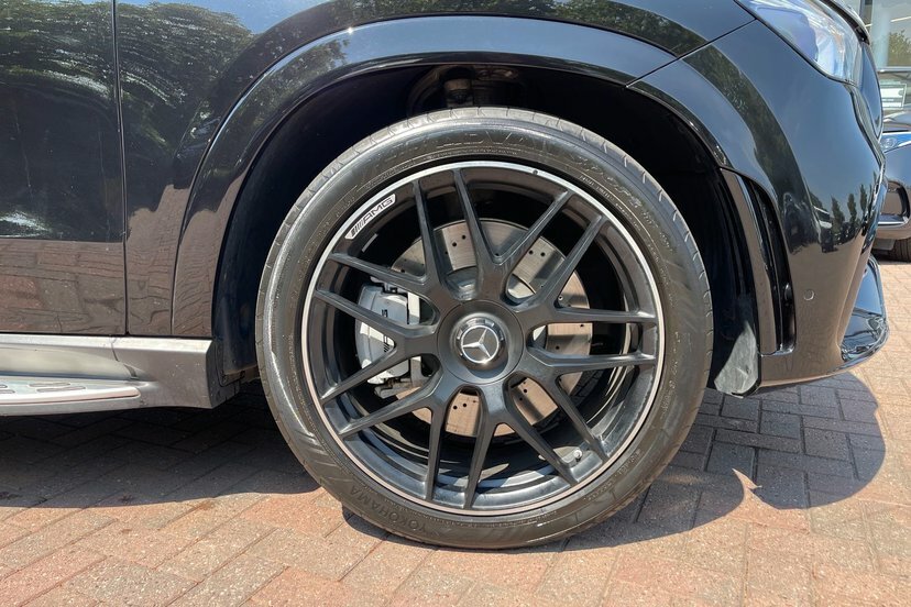 Mercedes-Benz GLE Class Gle53 Biturbo Amg Premium Plus 4Matic Black #4