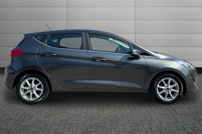 Ford Fiesta 1.0T Ecoboost Zetec Hatchback 1 MT67EYU Grey #4