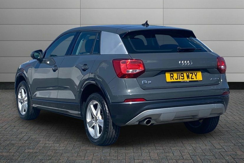 Audi Q2 1.0 Tfsi 30 Sport Suv S Tronic 116 Ps Grey #3