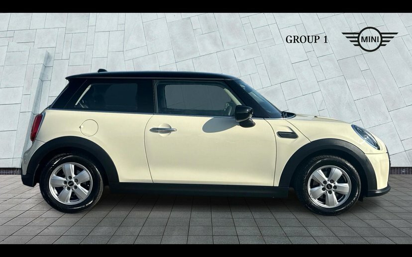 Mini Hatch 3-Door Hatch Cooper Classic EF22YGD White #3