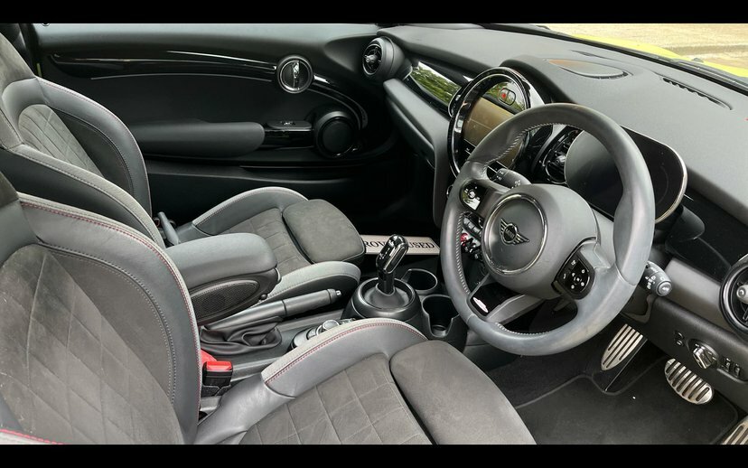Mini Hatch 3-Door Hatch Cooper Sport AD23NZE Yellow #6