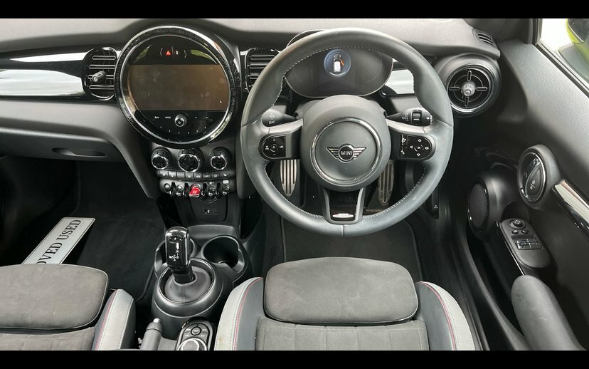 Mini Hatch 3-Door Hatch Cooper Sport AD23NZE Yellow #5