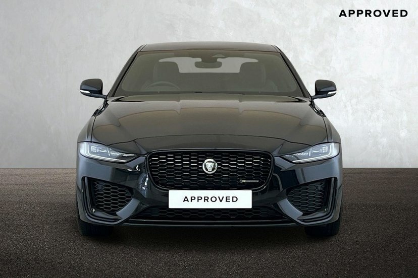 Jaguar XE D200 Mhev R-dynamic Se Black Grey #7