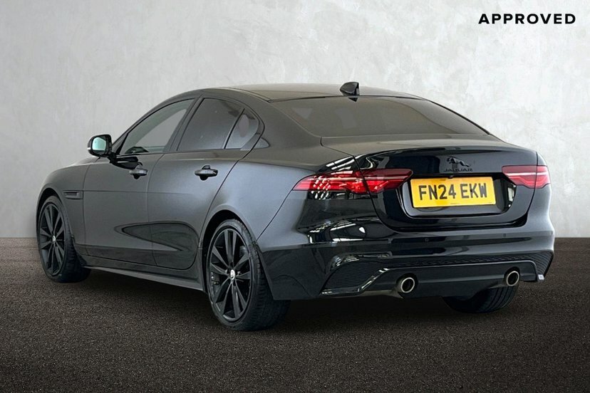 Jaguar XE 2.0 P250i R-dynamic Hse Black Saloon Au Black #2