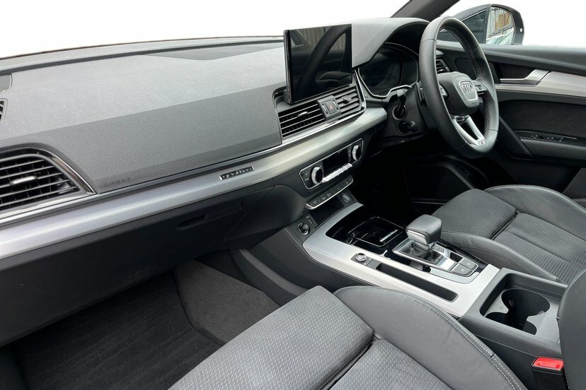 Audi Q5 2.0 Tdi 40 S Line Suv S Tronic Quattro EN72JPJ Black #2