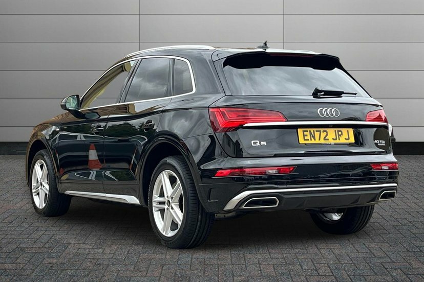 Audi Q5 2.0 Tdi 40 S Line Suv S Tronic Quattro EN72JPJ Black #3