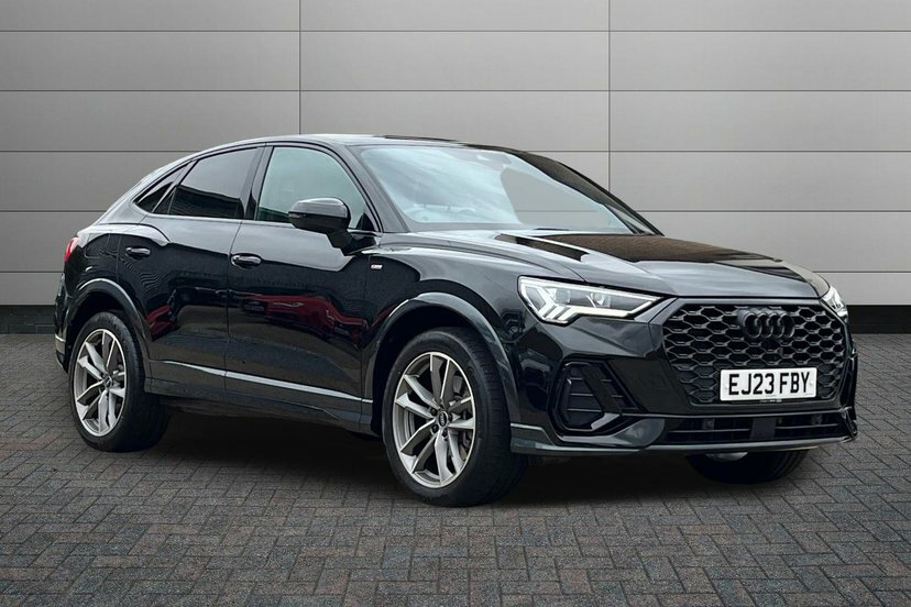 Audi Q3 1.4 Tfsie 45 Black Edition Sportback Pl Black
