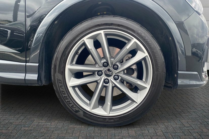 Audi Q3 1.4 Tfsie 45 Black Edition Sportback Pl Black #5