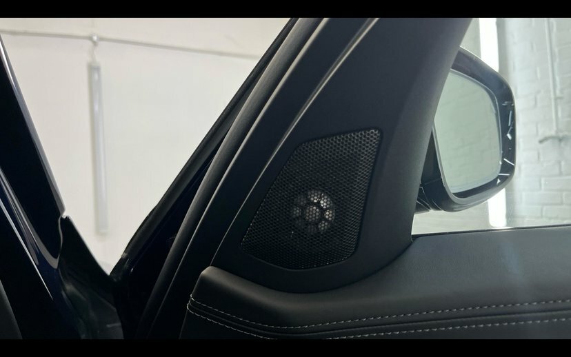 BMW M3 M3 Xdrive 530 Competition M Step  #20