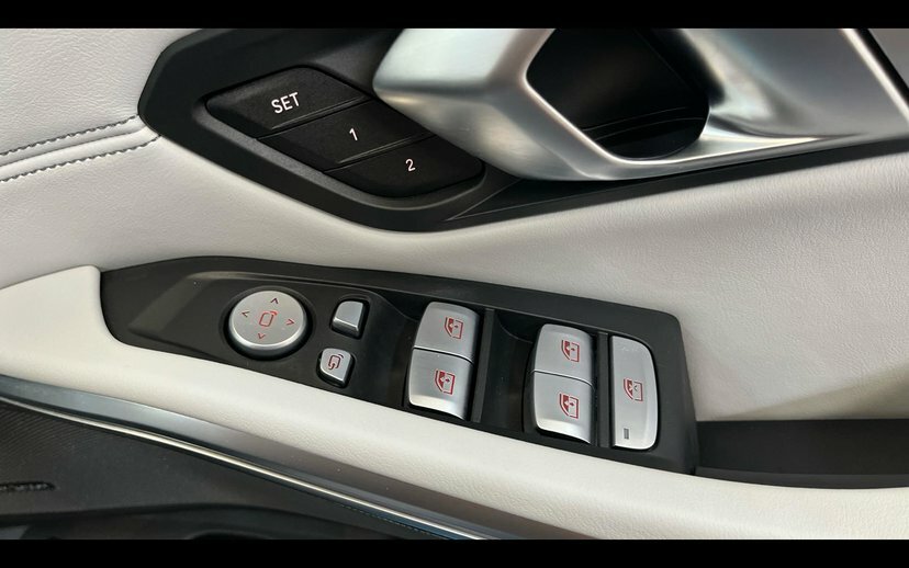 BMW M3 M3 Xdrive 530 Competition M Step  #28