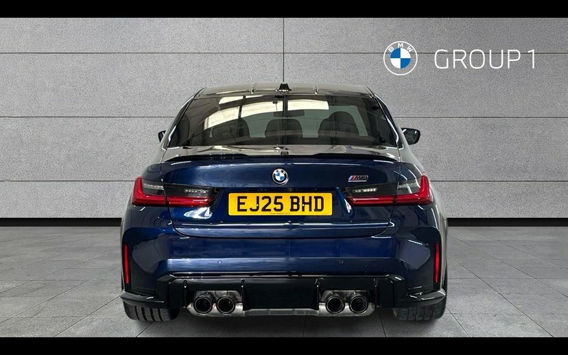 BMW M3 M3 Xdrive 530 Competition M Step  #15