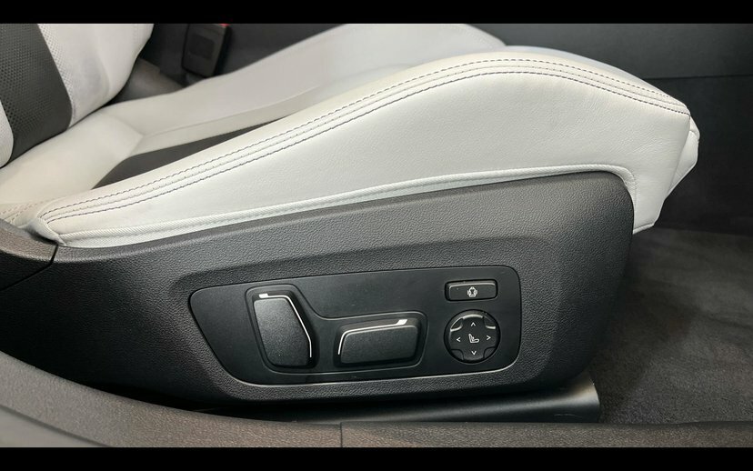 BMW M3 M3 Xdrive 530 Competition M Step  #32