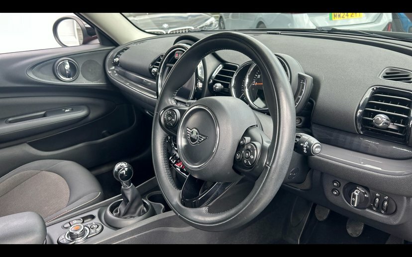 Mini Clubman Clubman Cooper Classic Red #6