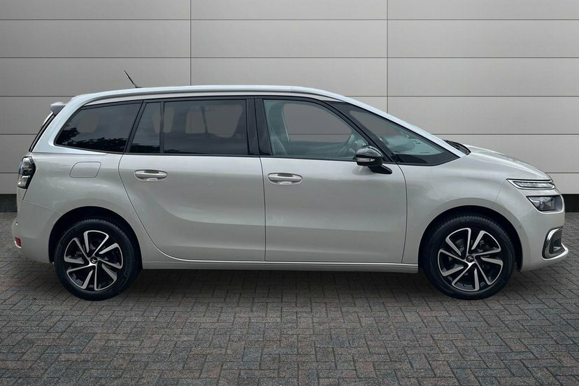 Citroen Grand C4 SpaceTourer 1.5 Bluehdi Shine Mpv 130 Ps Beige #4