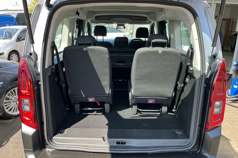 Citroen e-Berlingo 100Kw Max M 52Kwh Green #9