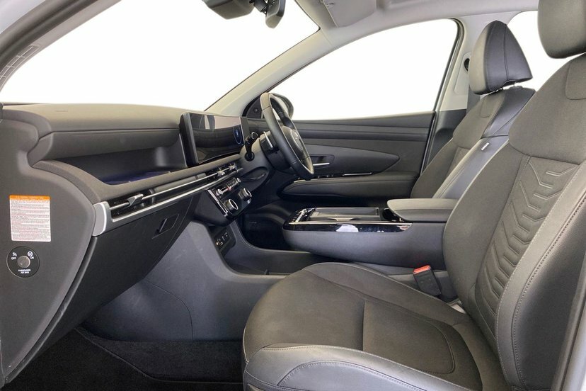 Hyundai Tucson 1.6 T-gdi Premium Suv Hybrid 215 AV74KHH White #3