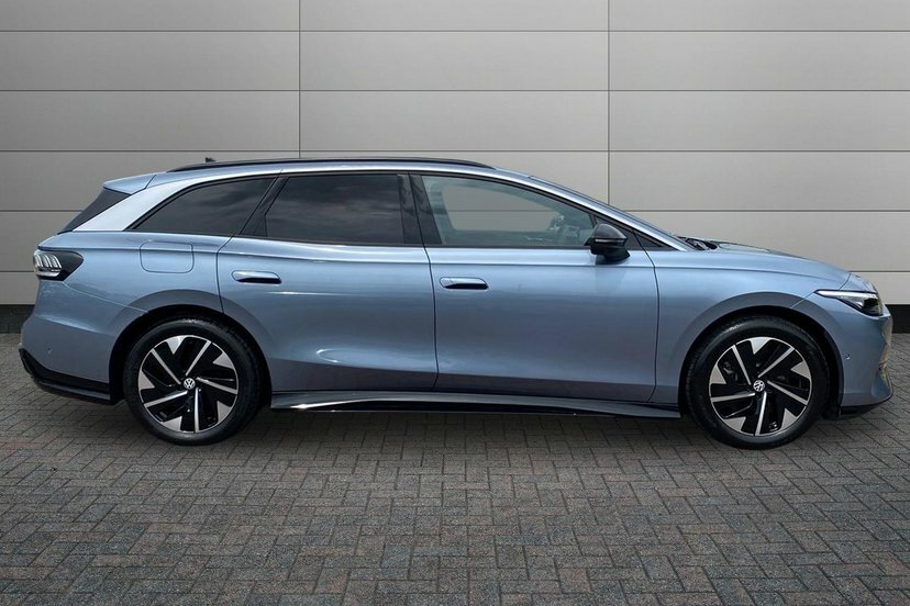Volkswagen ID.7 Pro 77Kwh Match Plus Tourer 286 Blue #4