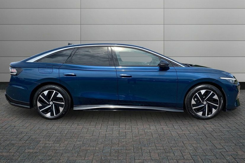 Volkswagen ID.7 Pro S 86Kwh Match Plus Fastback Blue #4