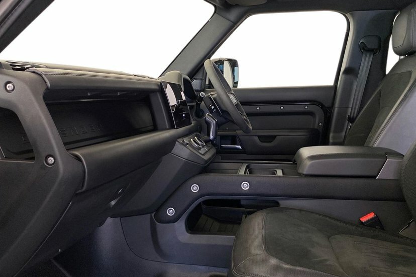 Land Rover Defender 110 5.0 P525 V8 Suv 4Wd 525 Ps Black #3